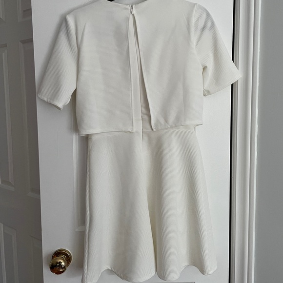 Cream dress - Picture 2 of 3